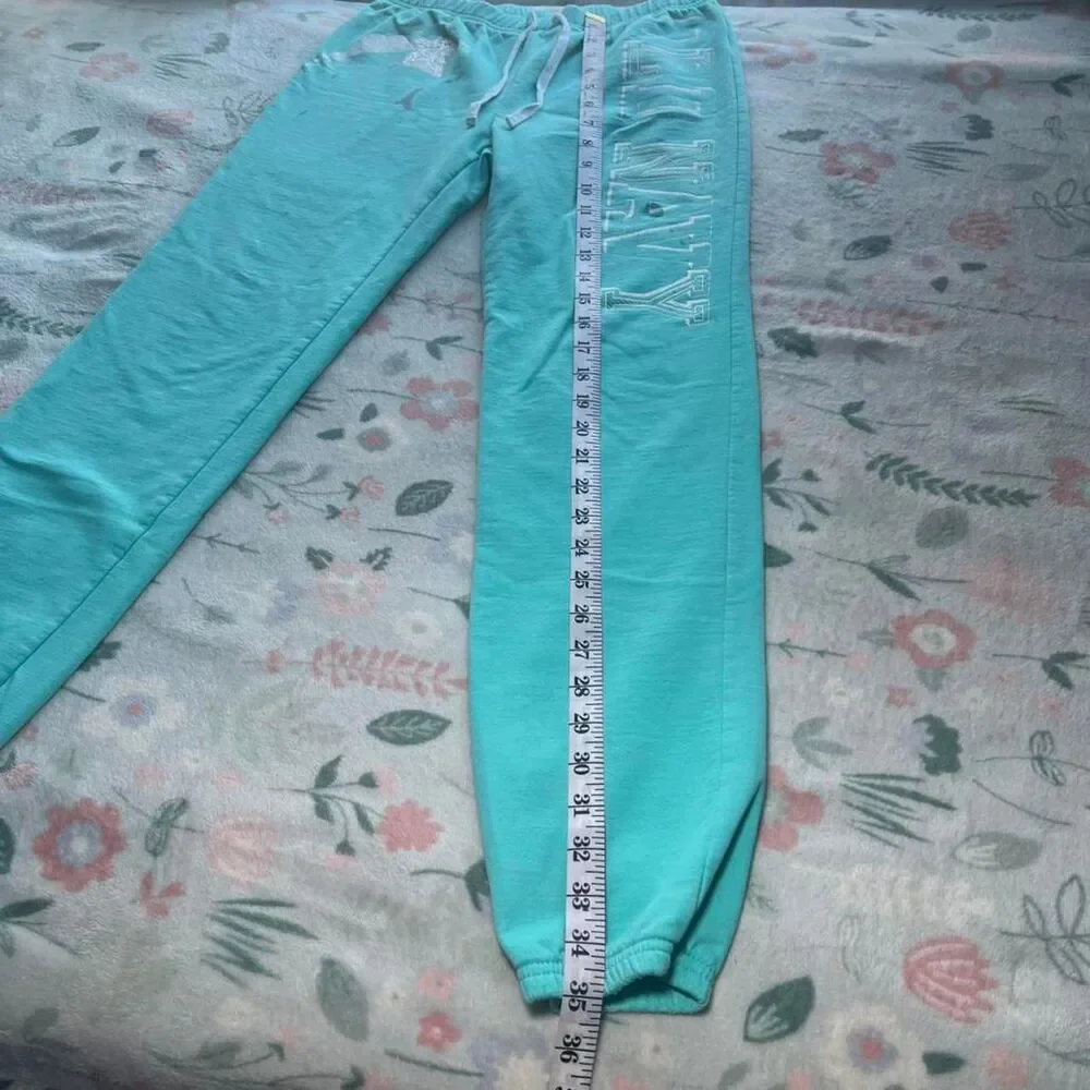 Old Navy brand old